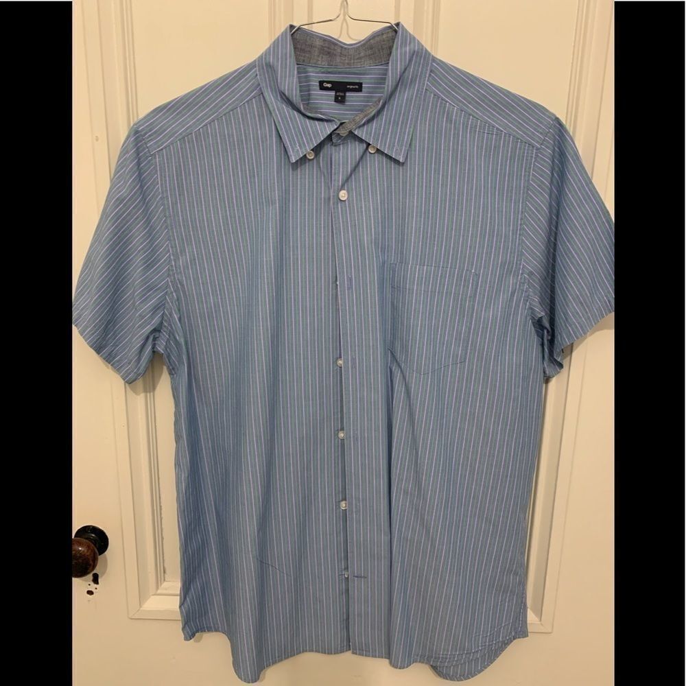 Gap blue/green/white striped button down large